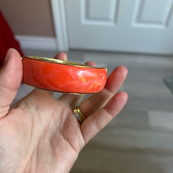4/$50 Orange and White Bangle Bracelet 7.5 inches 🧡 - Picture 5 of 6